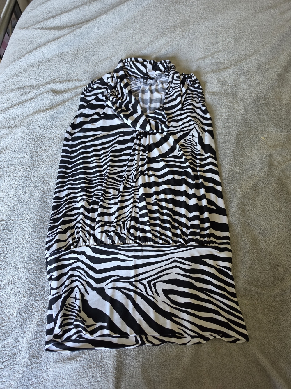 Express Black and White Zebra Print Tunic